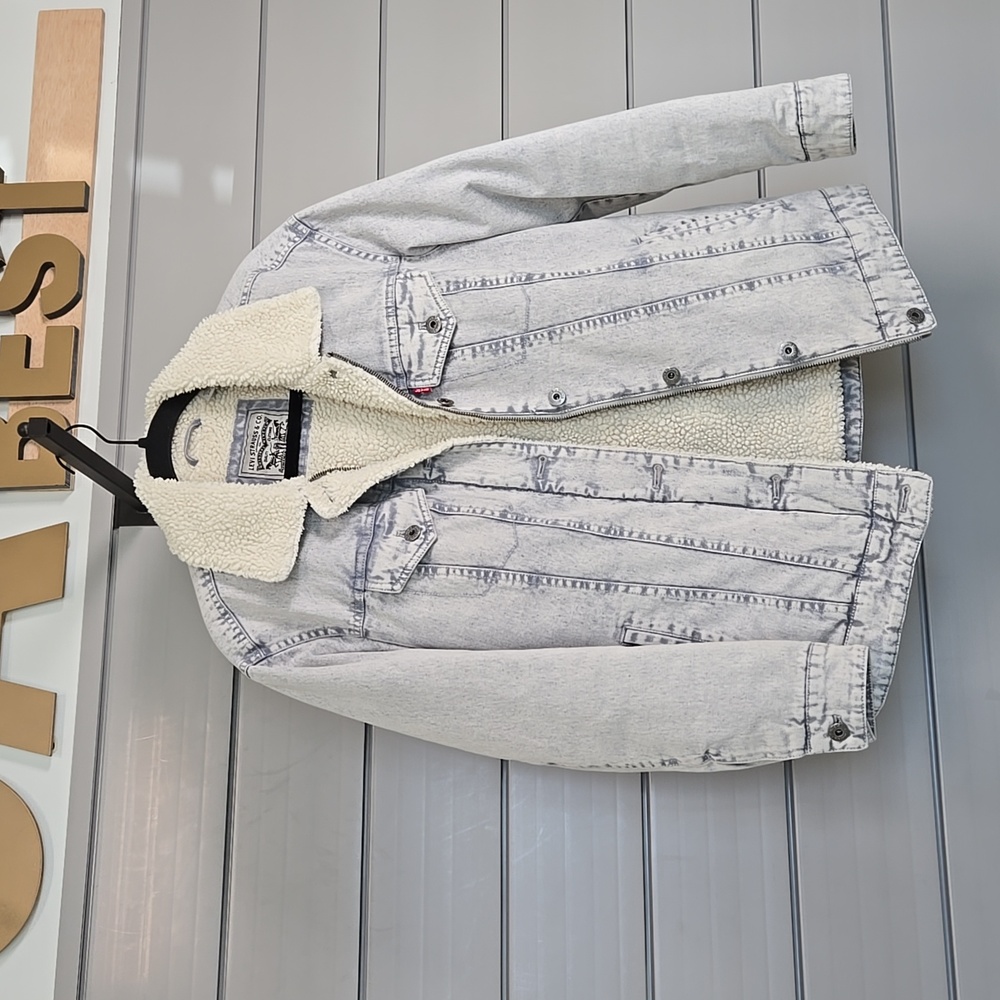 Levi's Acid Washed Cotton Sherpa Oversized Jacket